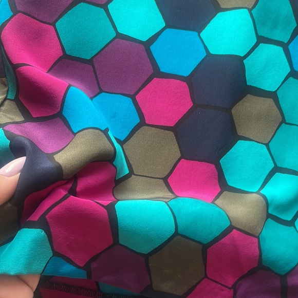 Trina Turk Mini Dress Sz 8 Small 100% Silk Honey Comb Pattern Blue Bishop - Picture 4 of 9